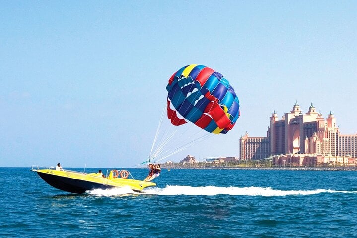 Parasailing in Dubai Marina, photo 3