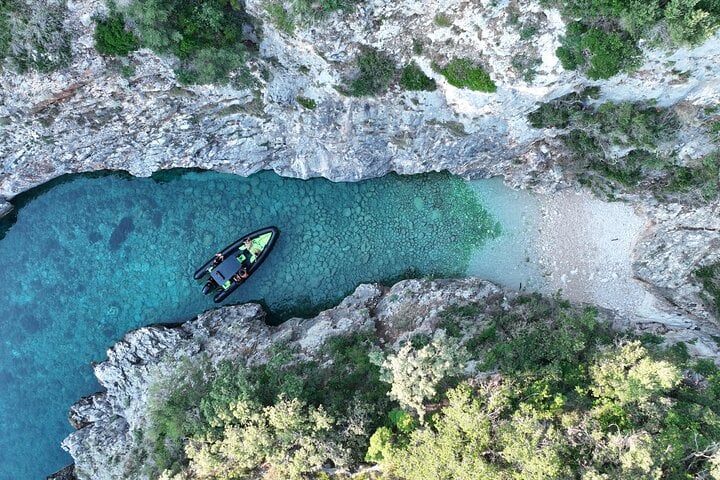 Dafina Bay & Haxhi Ali Cave Boat Tour in Vlorë, photo 3