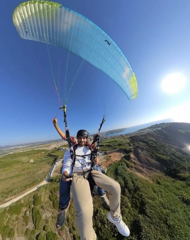 Tandem Paragliding in Mendiga, photo 3