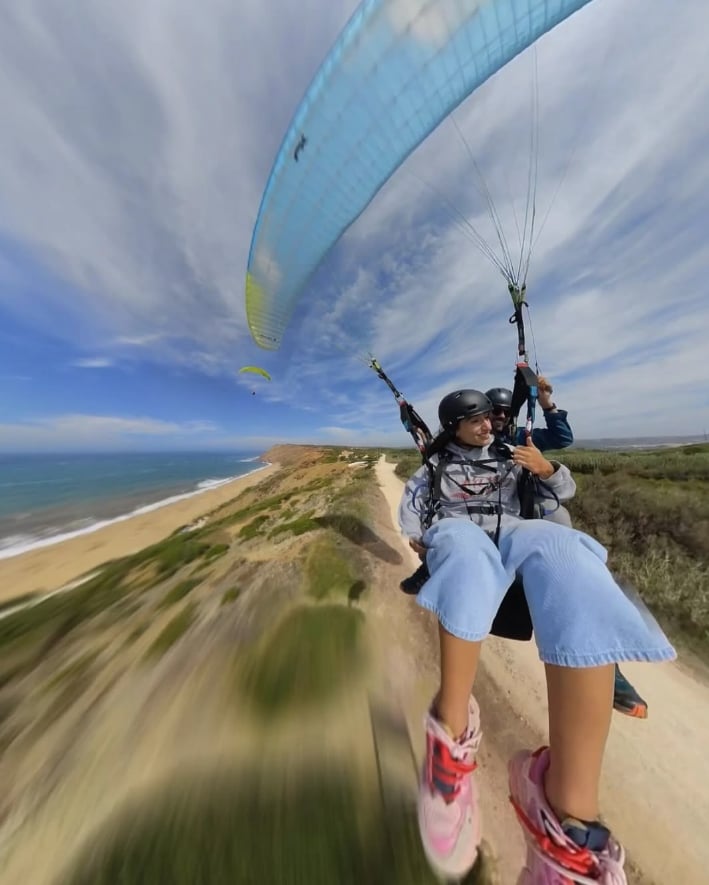 Tandem Paragliding in Mendiga, photo 2