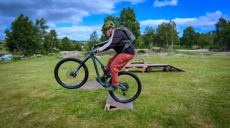 Bike Hub Open Mountain Biking Sessions in Dess, Aboyne, photo 2