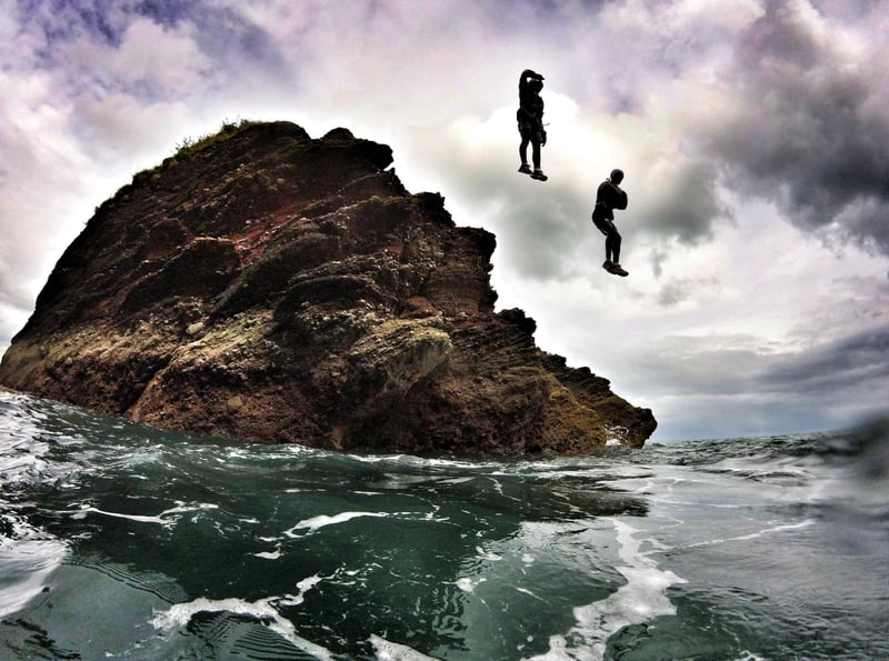 Coasteering ‘Geopark 5* Grand Tour Circular’ in Torquay gallery 5
