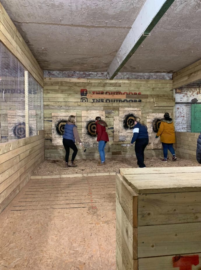 Axe Throwing Sessions 30 Minute, photo 4