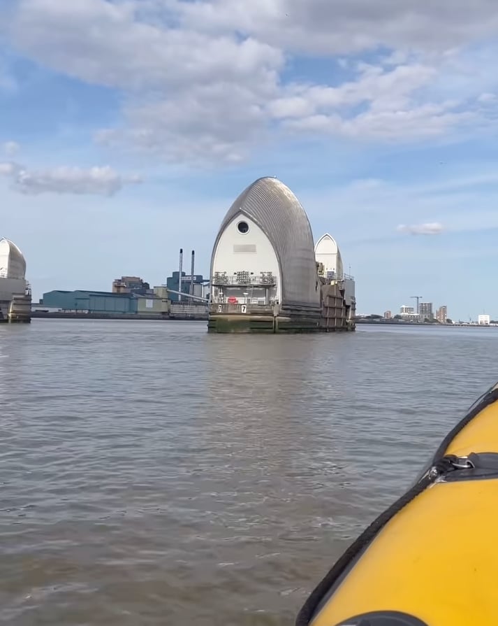 70 Minute ‘Thames Barrier Experience’ Speedboat Sightseeing Tour, photo 4