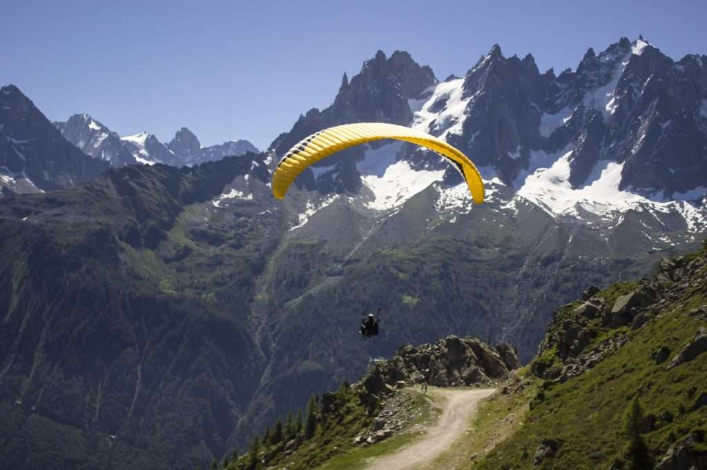 Paragliding Competitions Around the World - by adventuro 