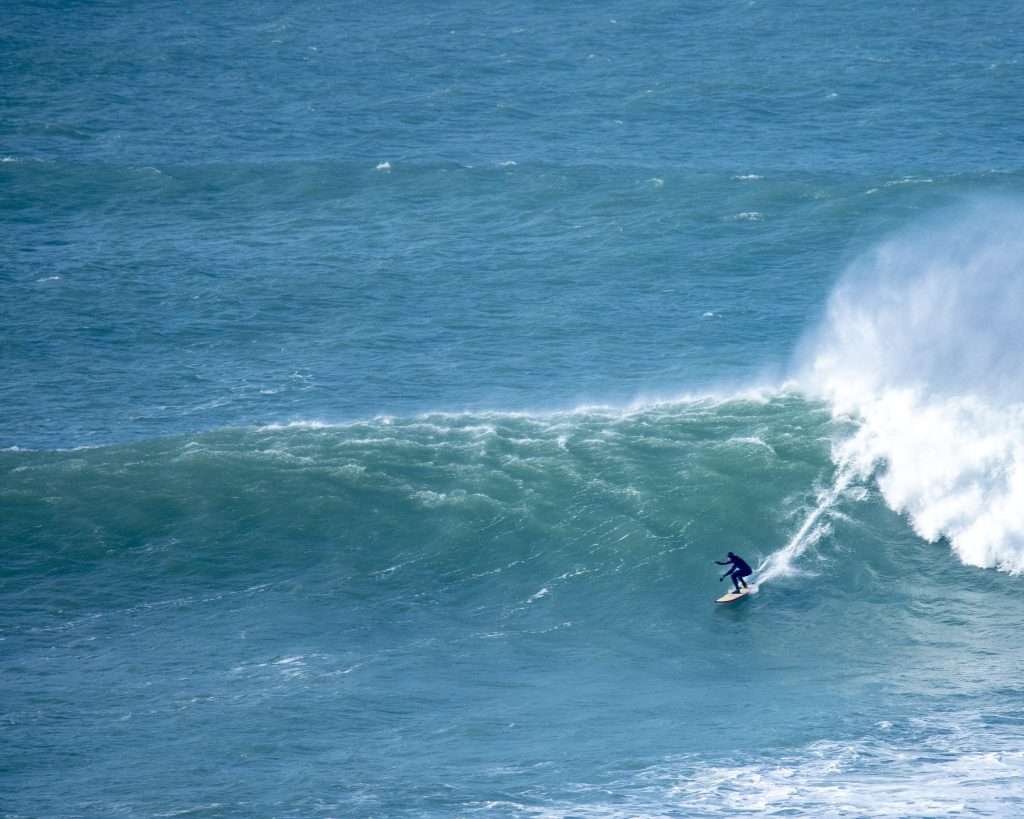 Surfer electric surfboard