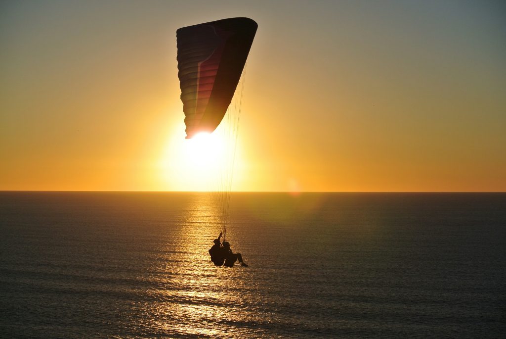 tandem paragliding