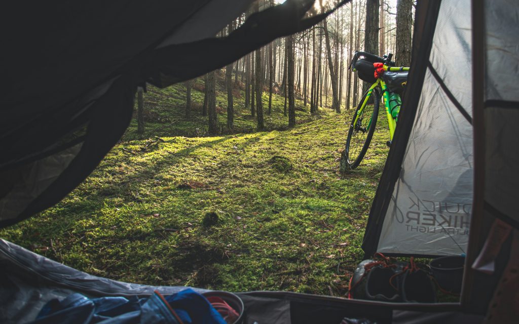 Bikepacking - biking and camping - adventuro