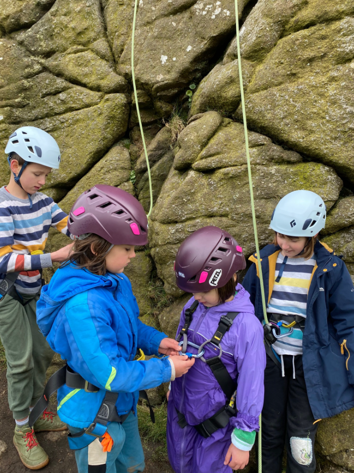 Outdoor Rock Climbing Adventure in Dartmoor, photo 3