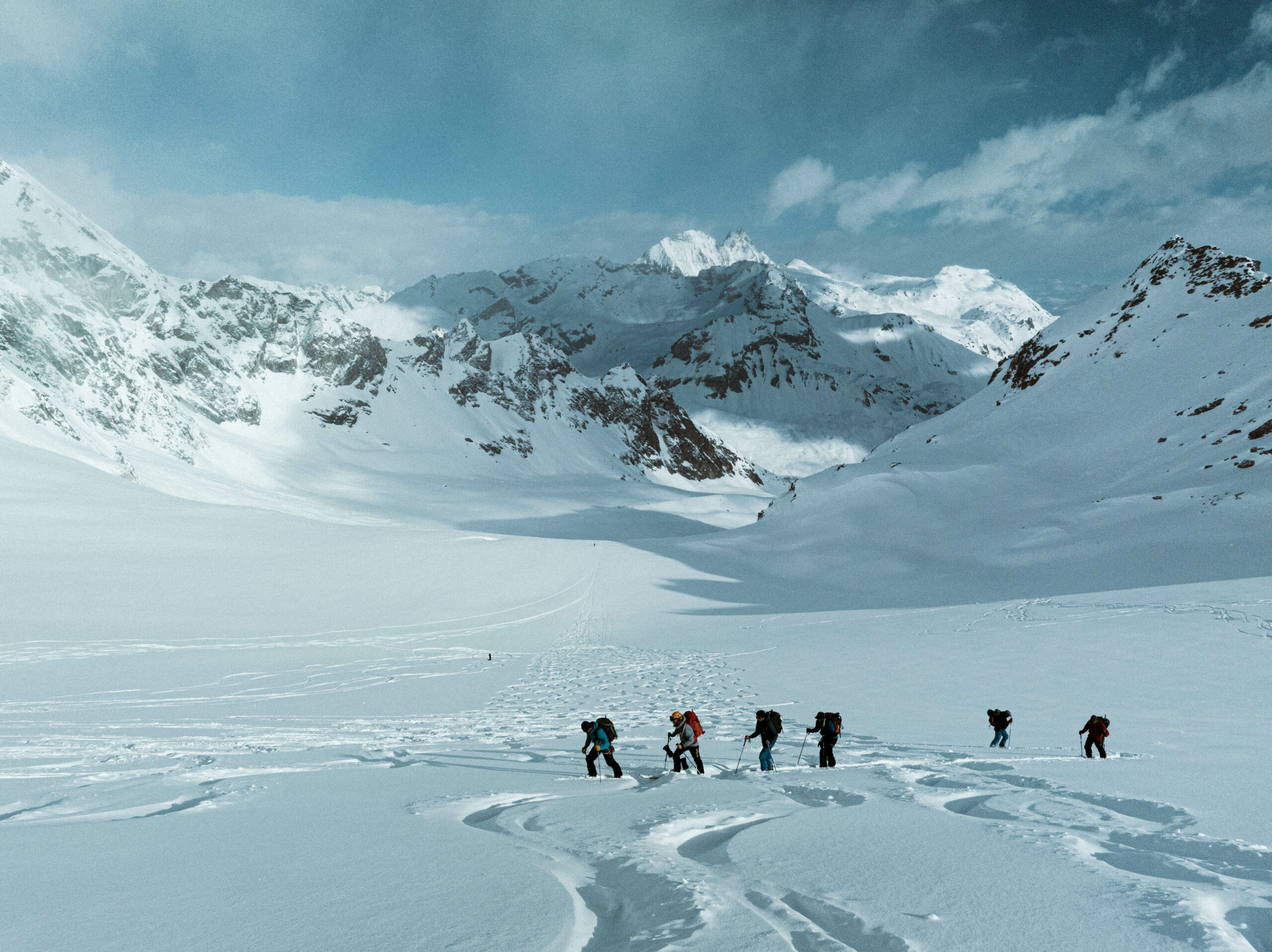 Intro to Multi-Day Hut-to-Hut Ski Touring in Chamonix gallery 4
