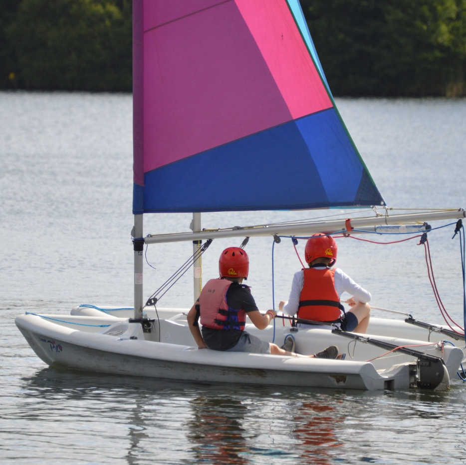 Stage 1 RYA Youth Sailing Course at Upton Warren, Worcestershire, photo 5