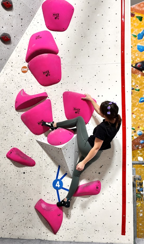 1:1 Improver Climbing Sessions in London gallery 6