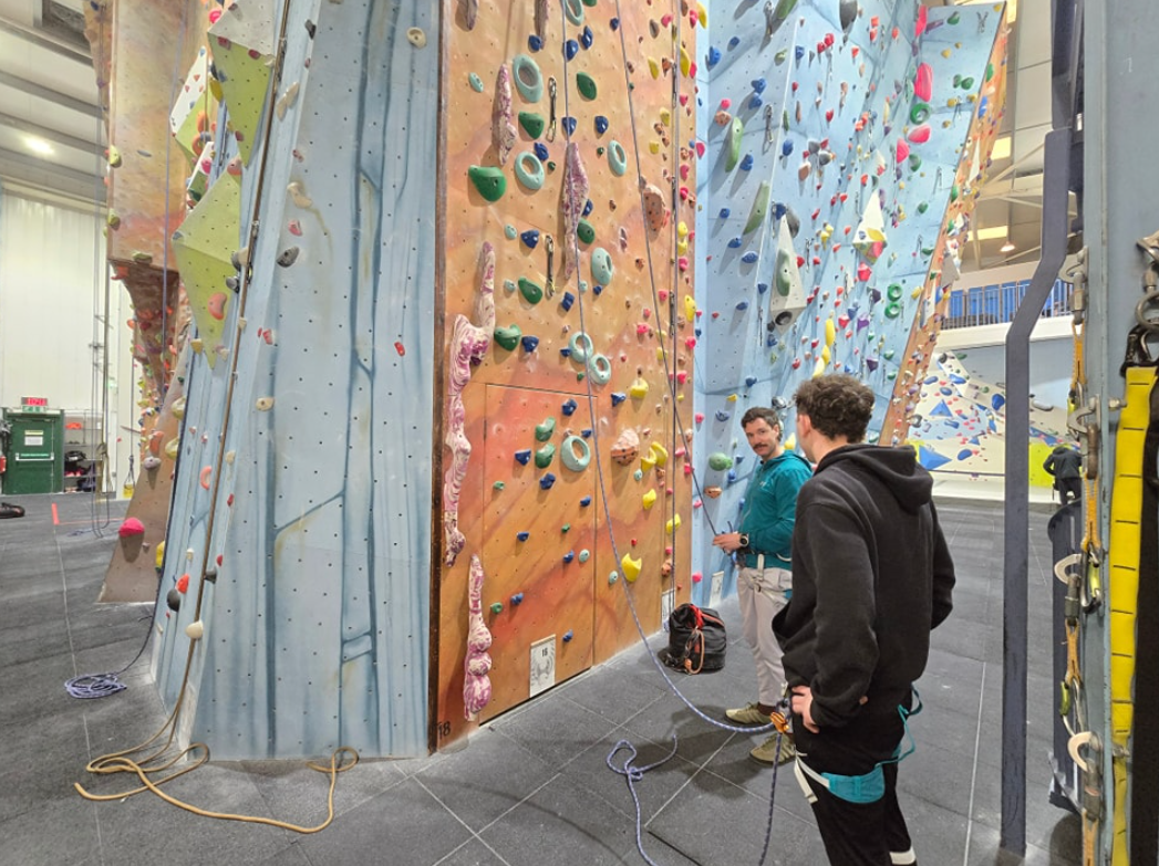 Indoor Climbing Taster Lessons in Guildford and Southampton gallery 4