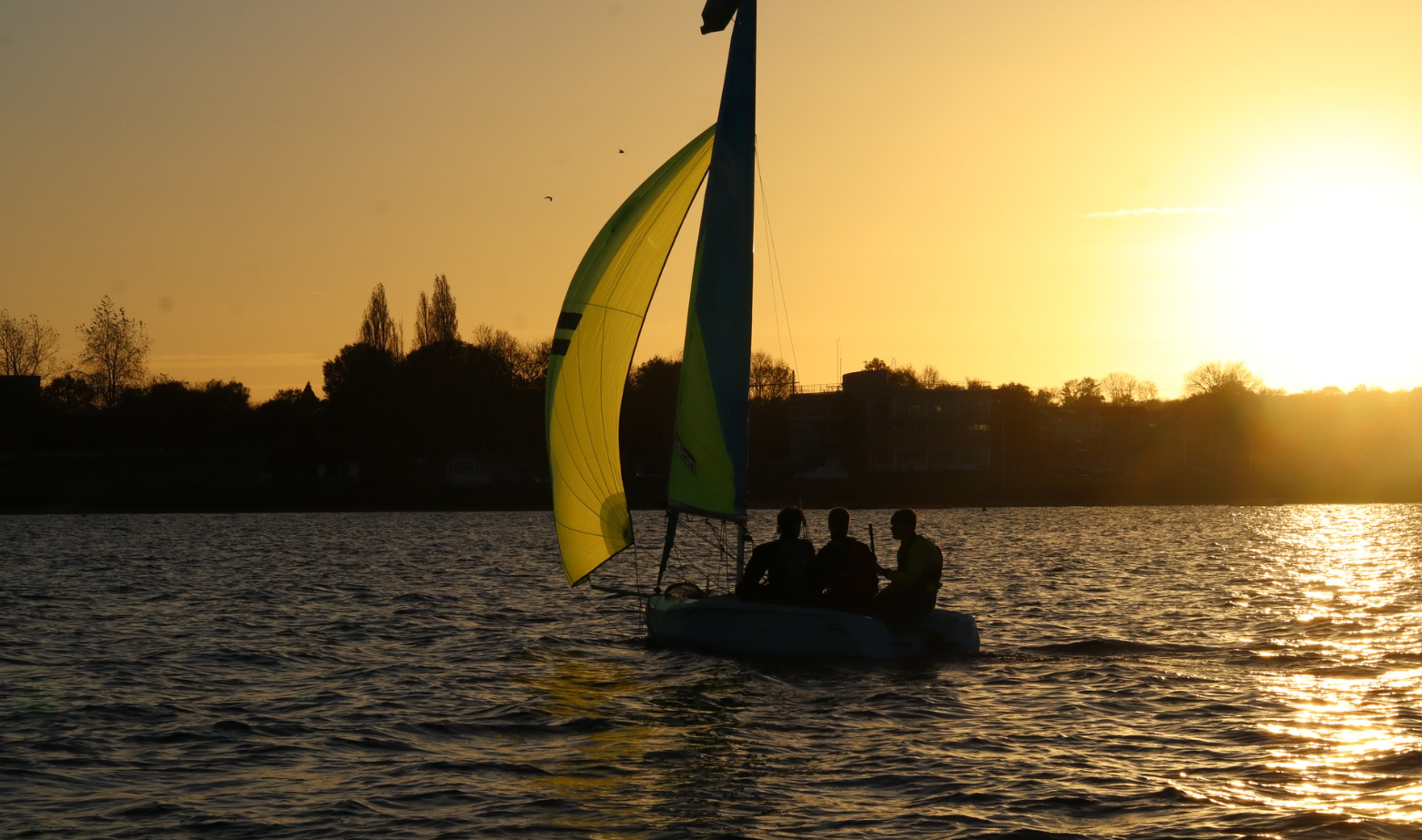 RYA Dinghy Sailing with Spinnakers Course in Cambridgeshire, photo 4