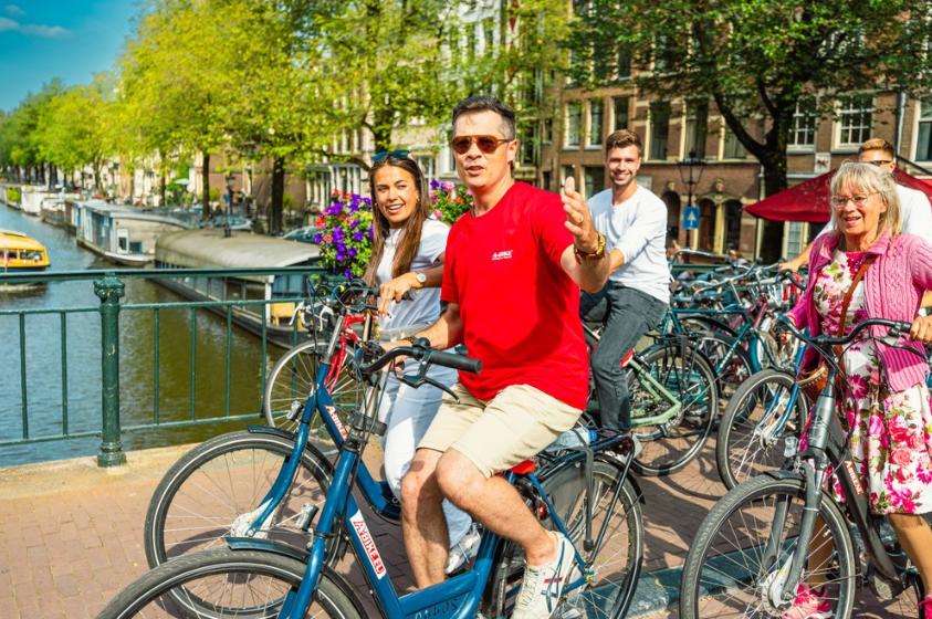 City Highlights – Bike or E-Bike Tour of Amsterdam gallery 3