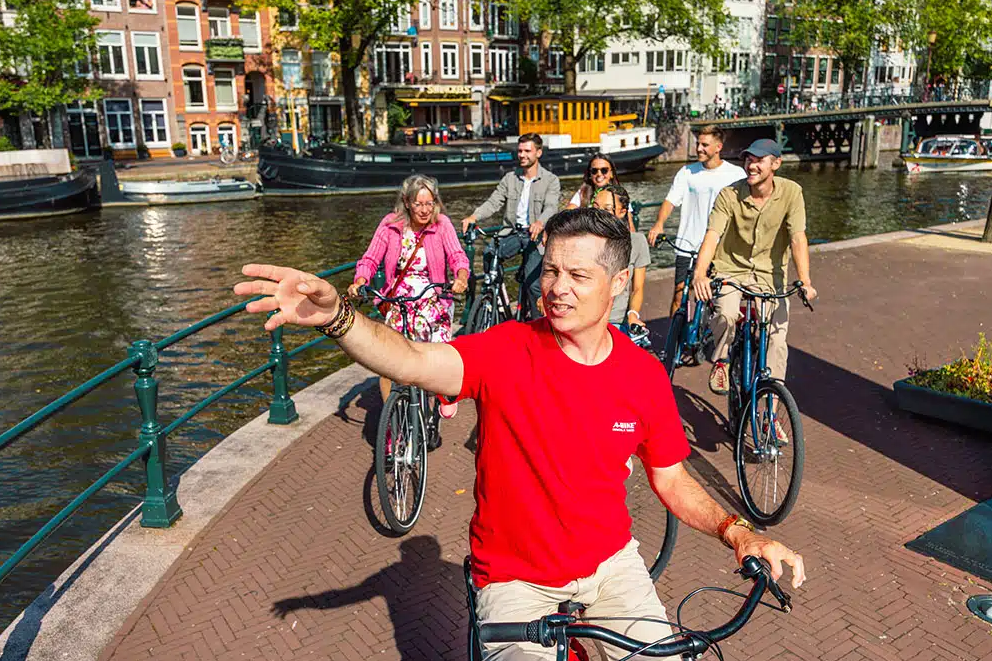 City Highlights – Bike or E-Bike Tour of Amsterdam gallery 4