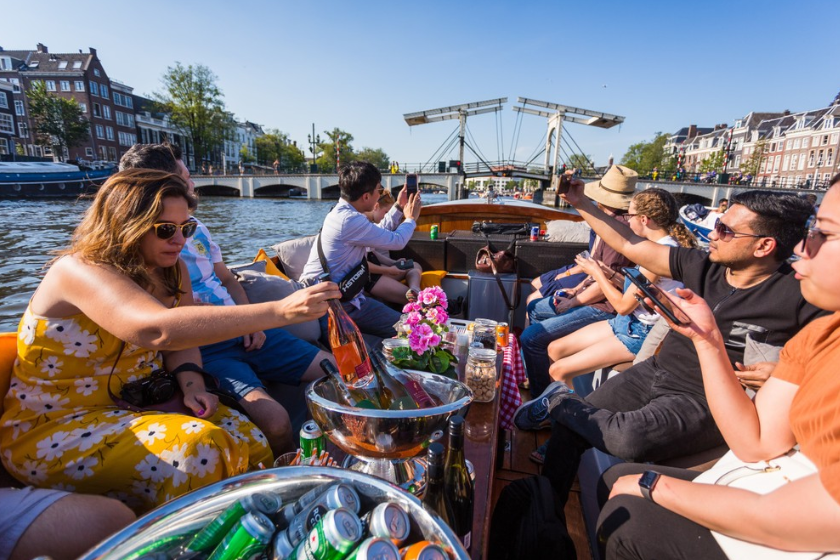 Amsterdam Highlights – Guided Bike and Boat Tour, photo 2