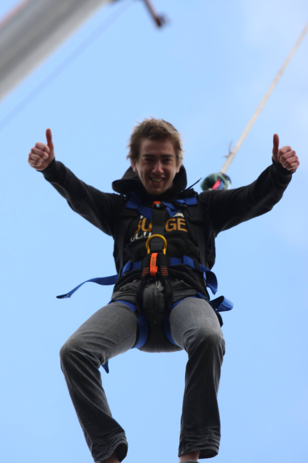 160ft Bungee Jump in London, Battersea Park gallery 3