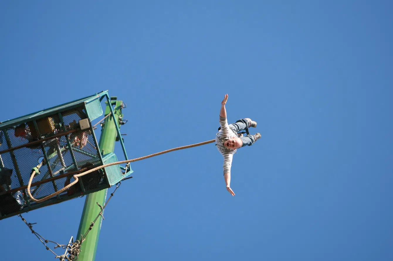 160ft Bungee Jump in Belfast Queens Quay, photo 2