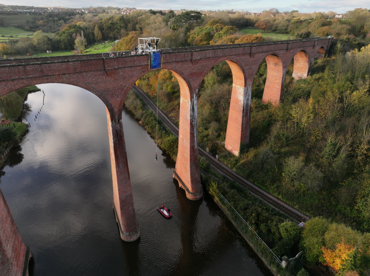 Bridge Bungee Jump in Whitby, Yorkshire, photo 4