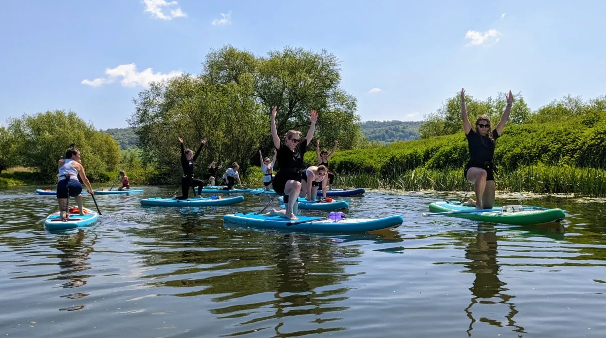 SUP Yoga on the River Avon in Worcestershire, photo 4