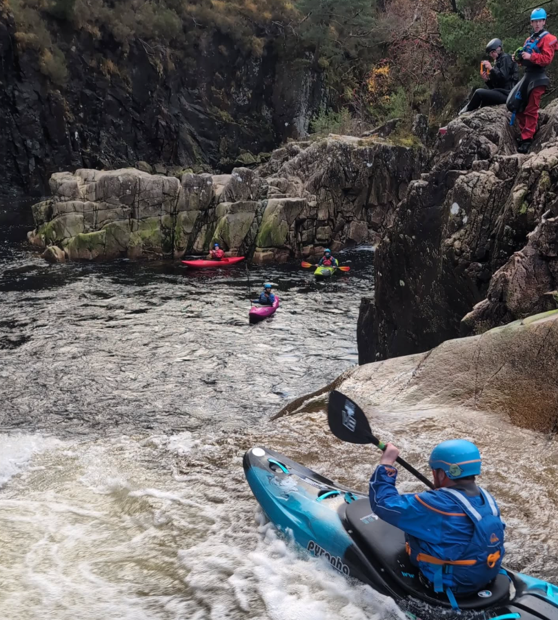Adult White Water Kayaking Summer Trip in Scotland, photo 4