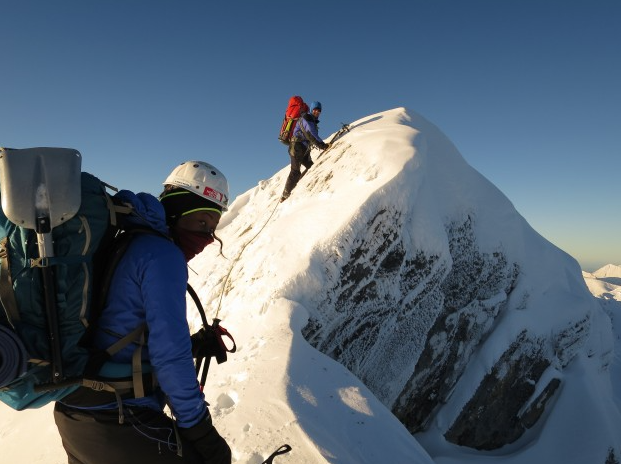 Winter Walking or Mountaineering Weekend on the Torridon Mountains gallery 3