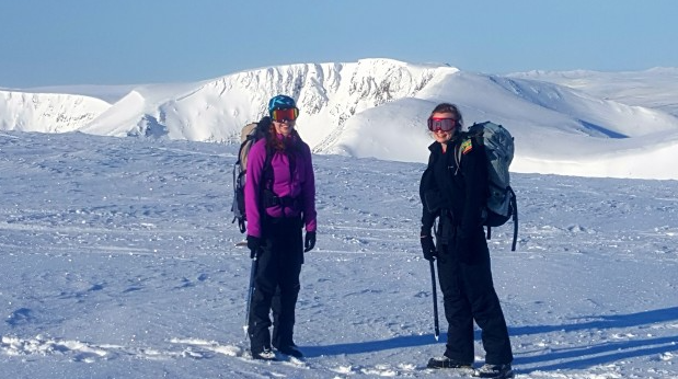 Cairngorm Plateau Snowhole Mountaineering Weekend, photo 2