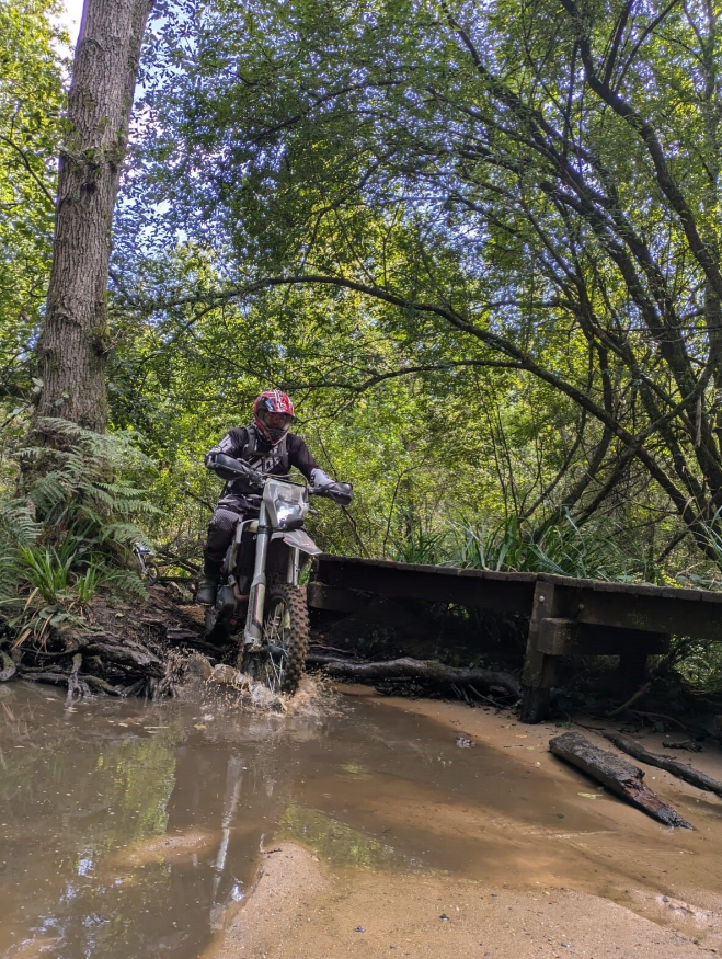 Hindhead Explorer: Full-Day Intermediate Trail Ride through Surrey gallery 3