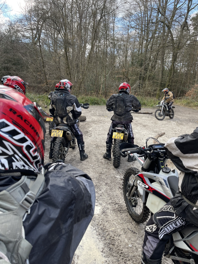 Dorking Discovery: Beginner-Friendly Trail Ride with Guided Support gallery 5