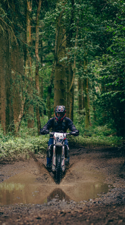 Dorking Discovery: Beginner-Friendly Trail Ride with Guided Support gallery 8