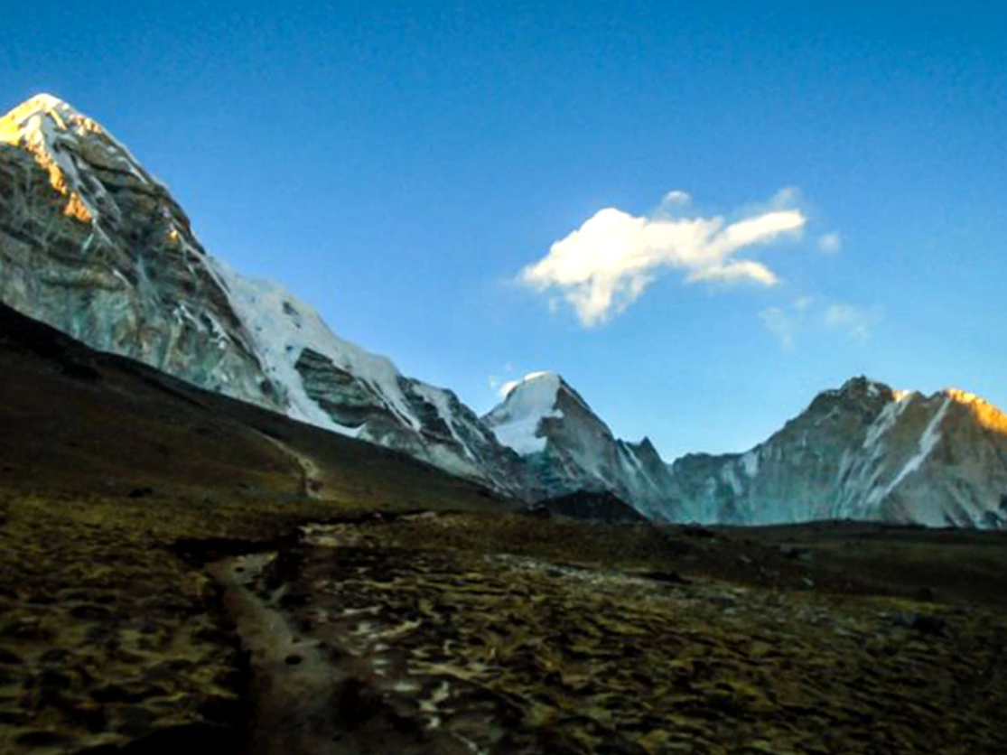 Everest Three Passes Trek: 18-Night High-Altitude Challenge, photo 3