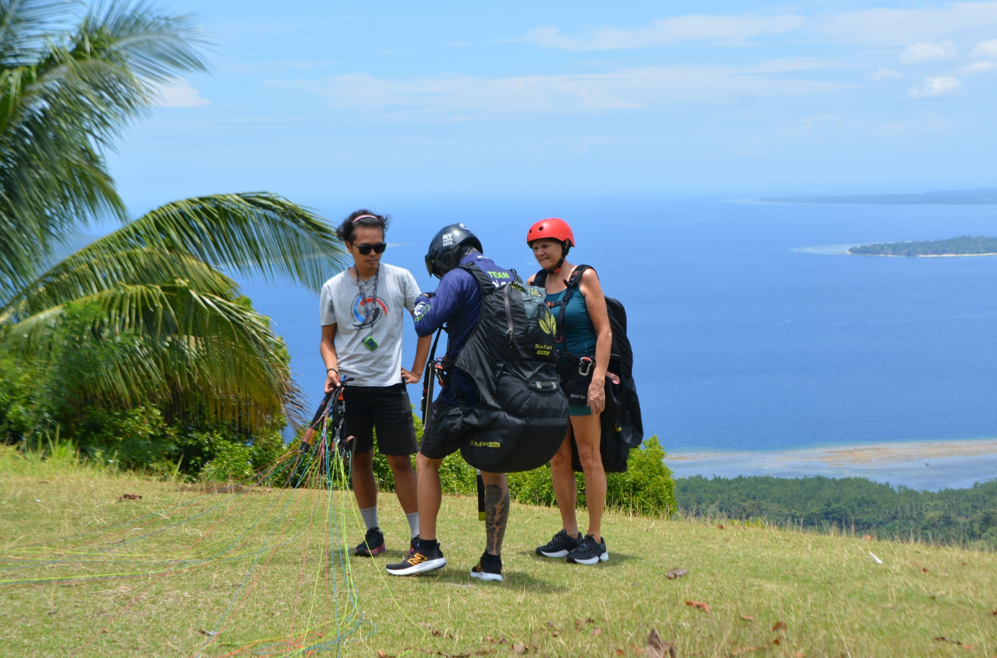 Tandem Paragliding in North Sulawesi, Indonesia gallery 6