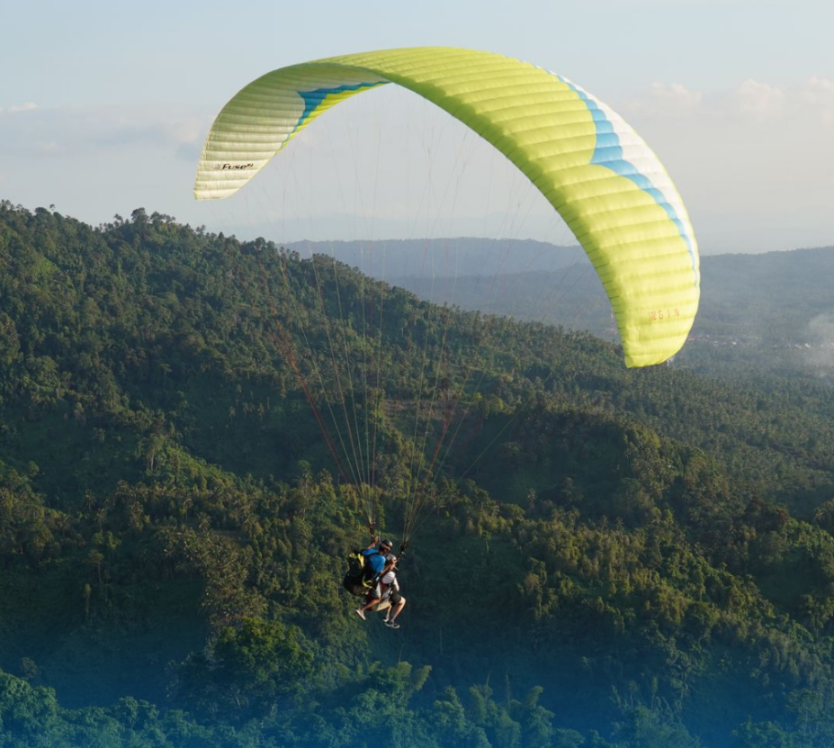 Tandem Paragliding in North Sulawesi, Indonesia gallery 10