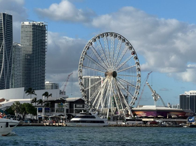 Private Evening Sunset Dinner Cruise in Dania Beach, Florida gallery 8