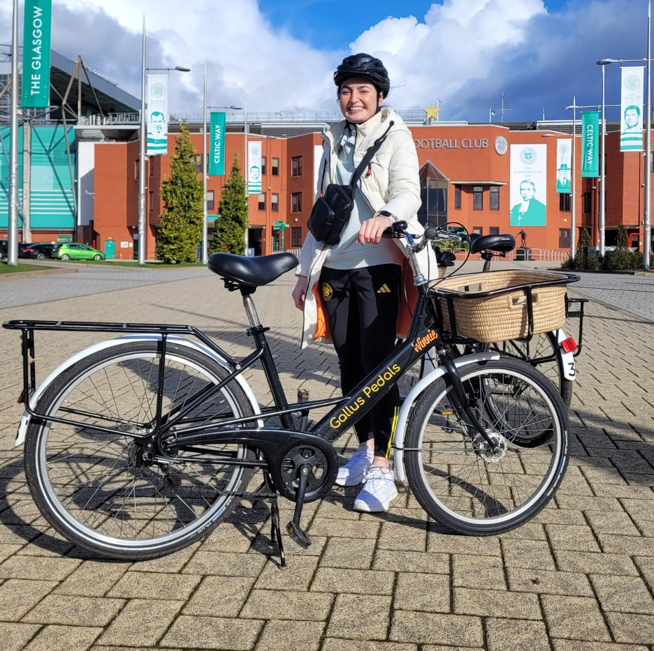 Glasgow Alternative Bike Tour with Celtic Park Visit, photo 4
