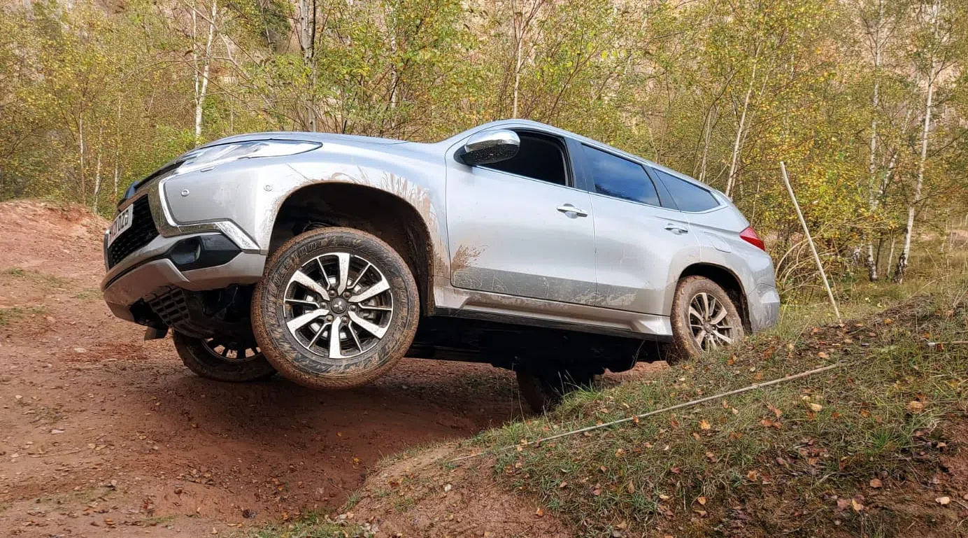 Owner Driver 4×4 Off Road Course in Coleford, Gloucestershire, photo 2