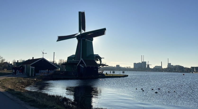 Windmills E-Bike Tour from Amsterdam to Zaanse Schans gallery 5