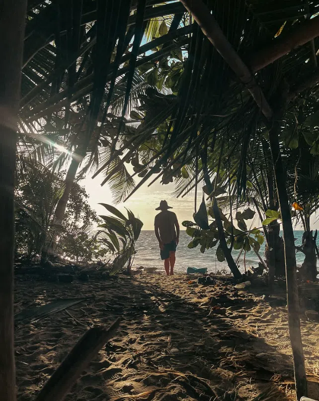 11-Day Desert Island Survival Adventure in Panama gallery 5