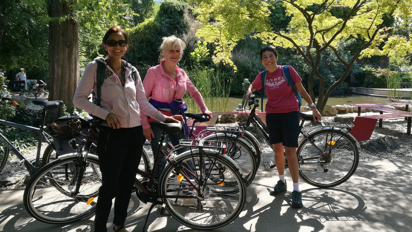 Easy Breezy Bike or E-Bike Tour in Budapest, Hungary gallery 4