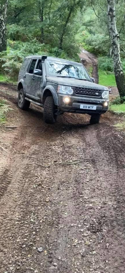 Group 4×4 Off Road Driving Experience in Nottingham gallery 7