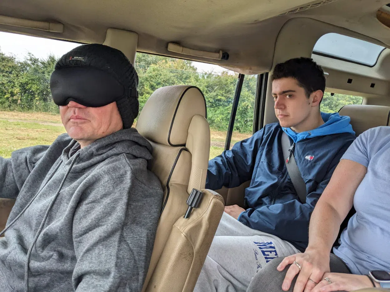 Blindfolded 4×4 Off Road Driving Experience in Nottingham, photo 2