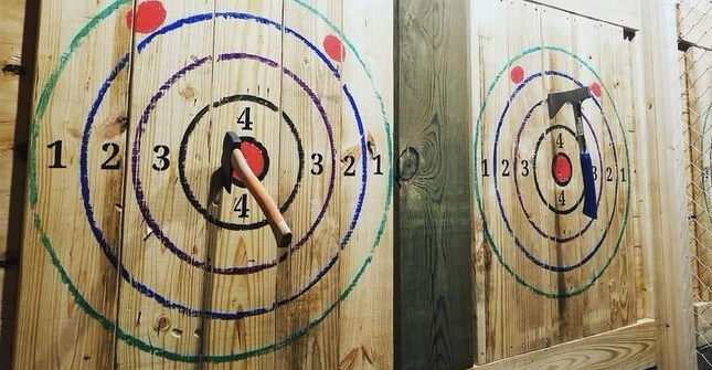Axe Throwing Experience in Littlehampton, photo 5