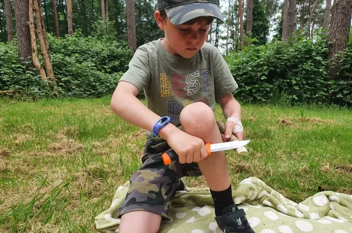 Bushcraft, Fire Lighting and Woodland Craft Session in the New Forest, photo 3