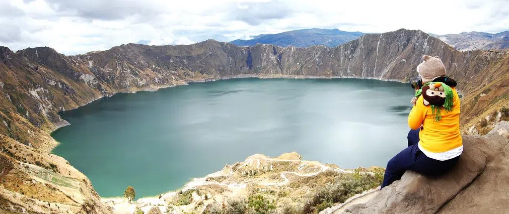Quilotoa Crater Hike with Yoga in the Ecuadorian Andes, photo 2