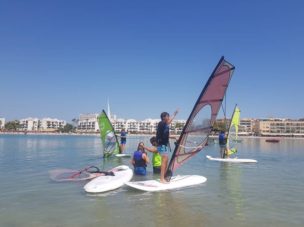 Windsurf Hire in Puerto de Alcudia, Mallorca gallery 5