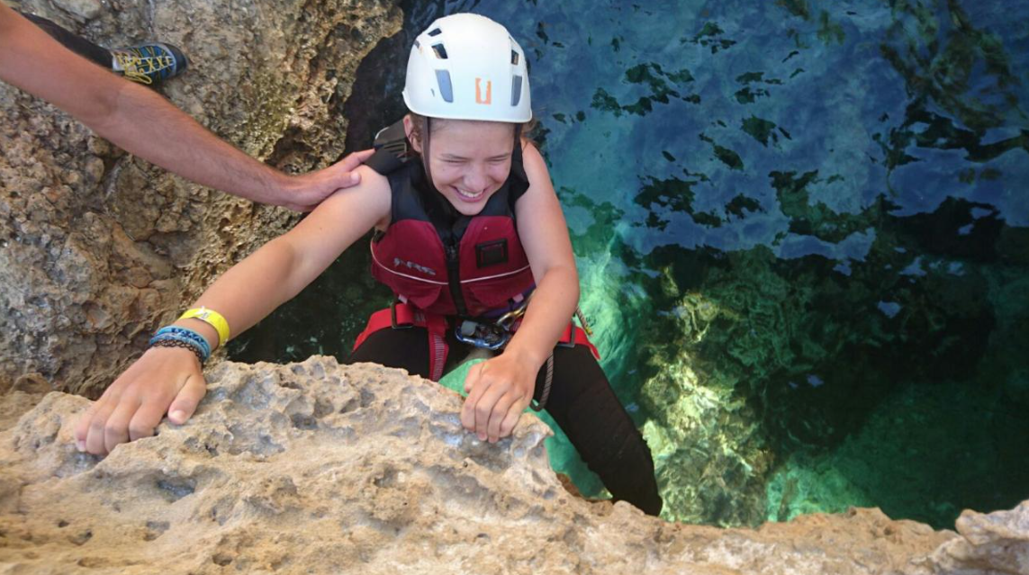 Northern Mallorca Coasteering – Jumps, Caves & Abseils in Alcúdia, photo 2