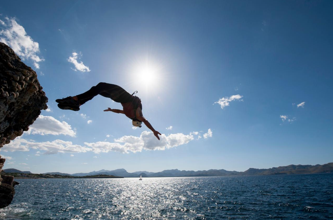 Mallorca East Coast Coasteering – Climb, Swim & Zip in Cala Provençals, photo 4