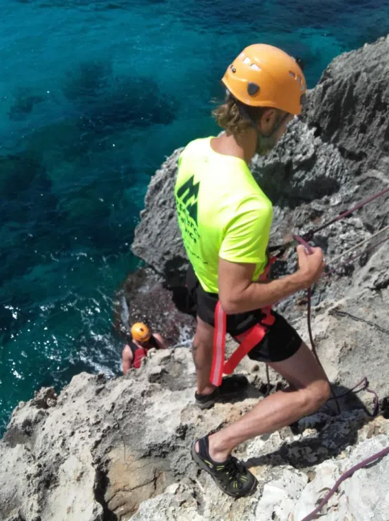 Mallorca East Coast Coasteering – Climb, Swim & Zip in Cala Provençals, photo 2