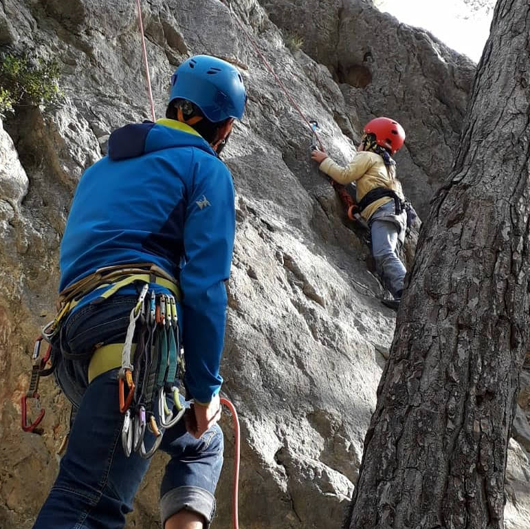 Family Climbing Adventure Session in Mallorca, photo 4